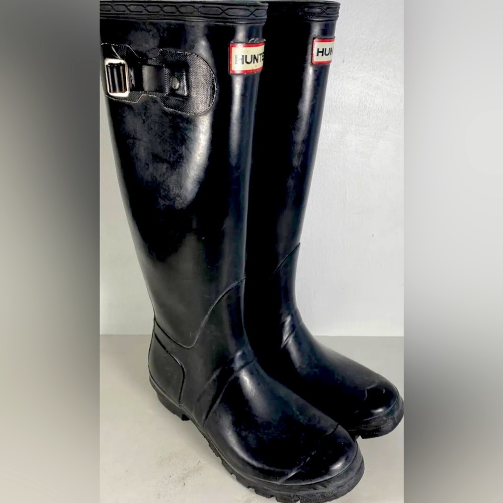 Hunter Tall Gloss Rain Boots